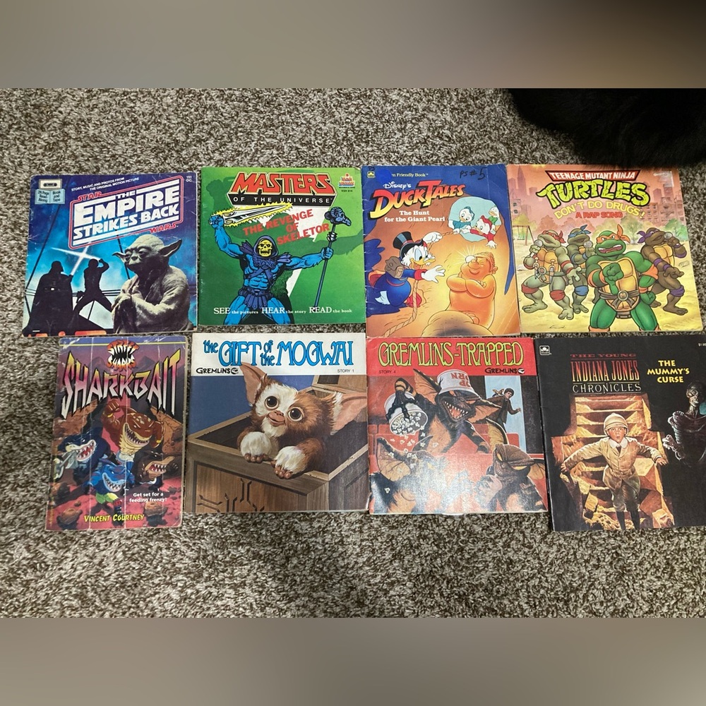 Mix Book Lot Of 8